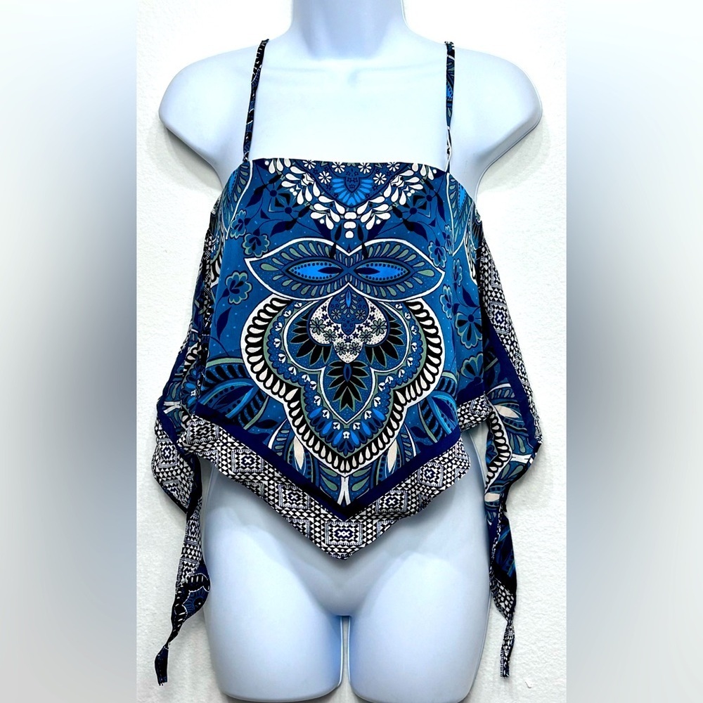 Elegant Blue print bandana tie back Patterned Top Y2K style asymmetrical boho